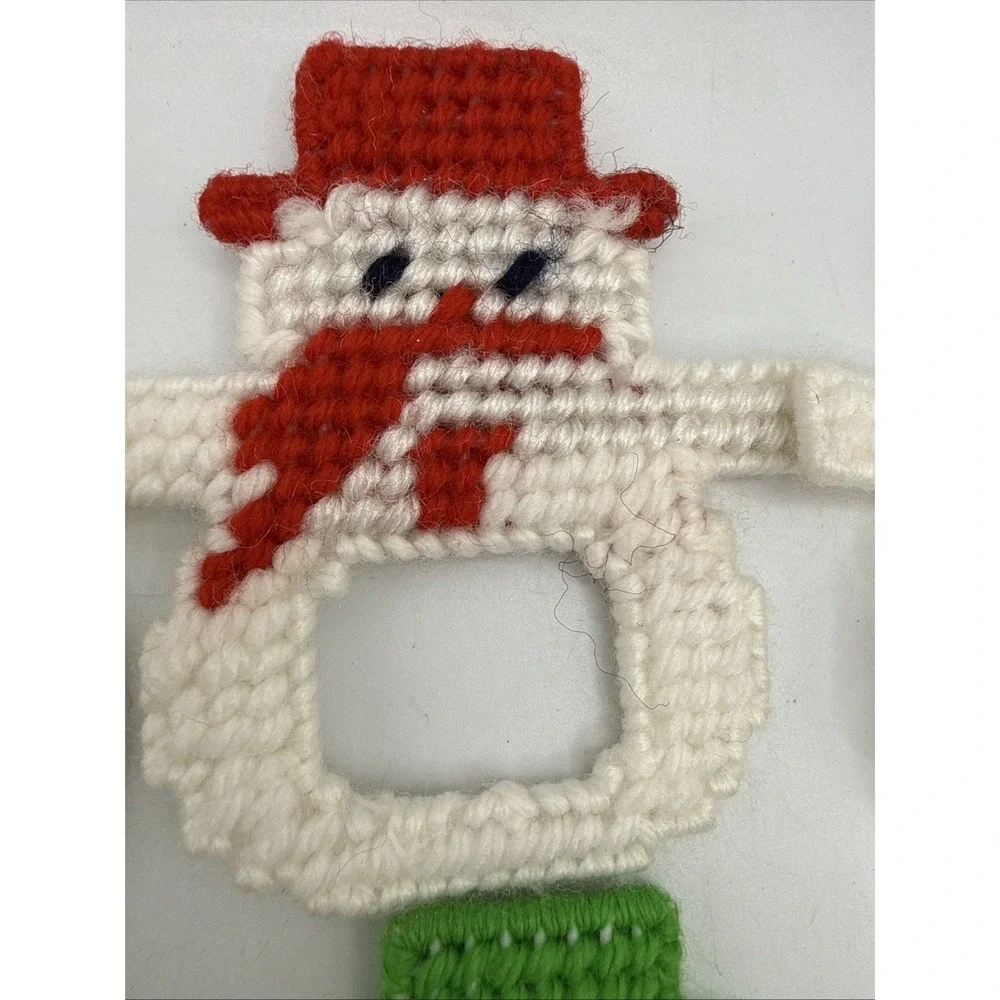 Vintage Needlepoint Christmas Napkin Ring Holders Santa Set Of 8‎